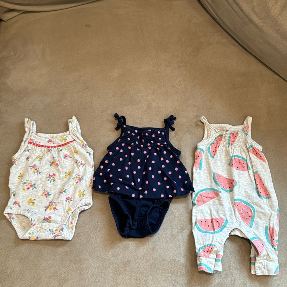 Newborn girls bundle